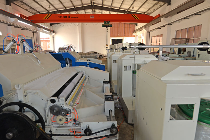 人造毛皮梳理機(jī)