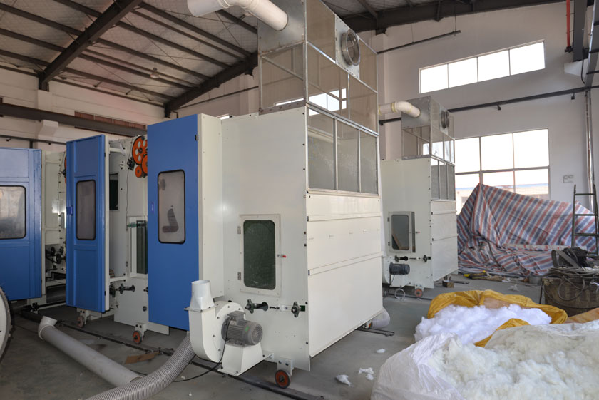 人造毛皮梳理機(jī)